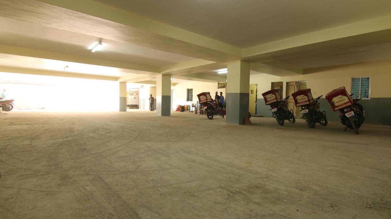 Sri Nandi Comforts Hotell Bangalore Eksteriør bilde